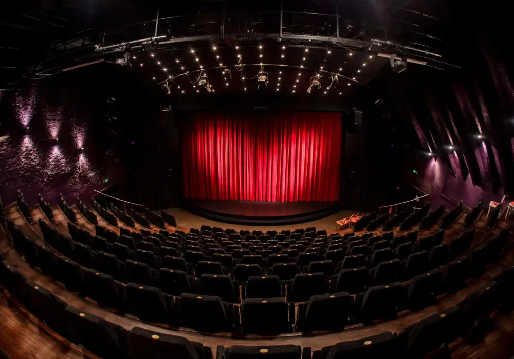 Repertuar Teatrów Jandy: Polonia i Och-Teatr Zobacz aktualne spektakle