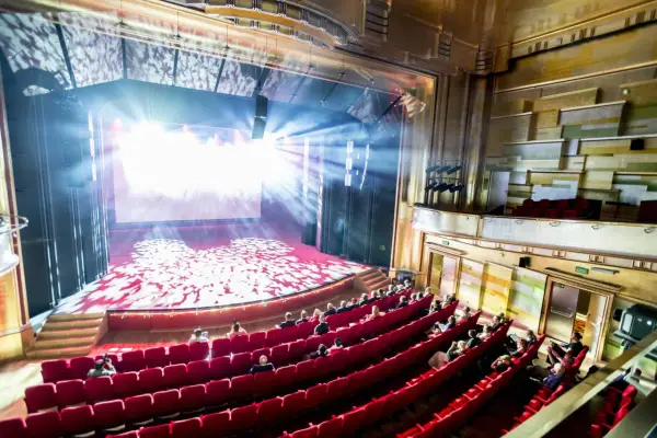 Teatr Capitol: Jak wybrać najlepsze miejsce na widowni?